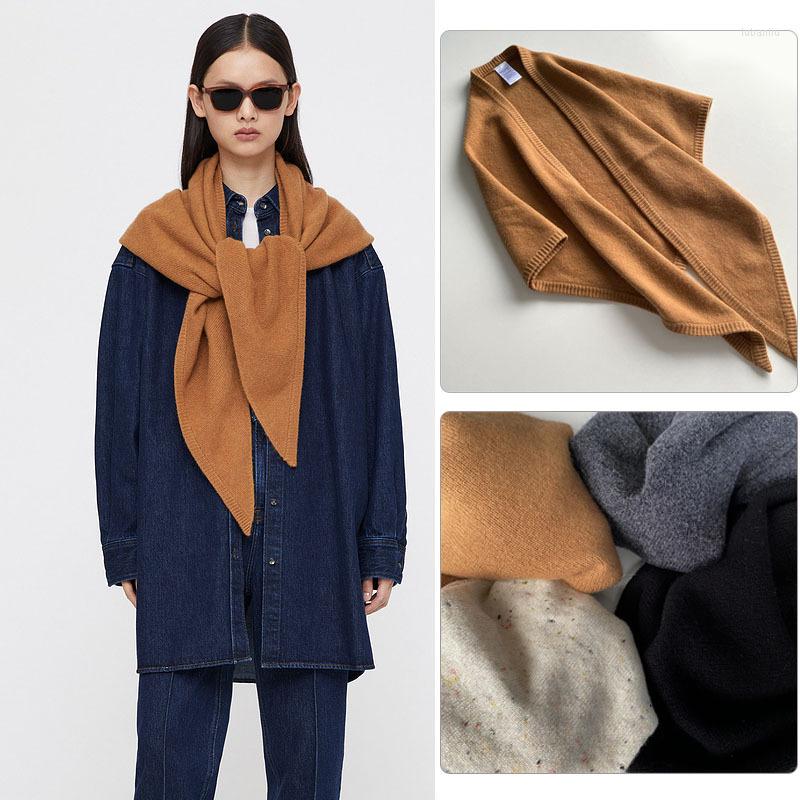 Scarves Autumn Winter Women's Triangle Design Cashmere Shawl All-Match Ladies Solid Color Scarf
Scarves Autumn Winter Women's Triangle Design Cashmere Shawl All-Match Ladies Solid Color Scarf