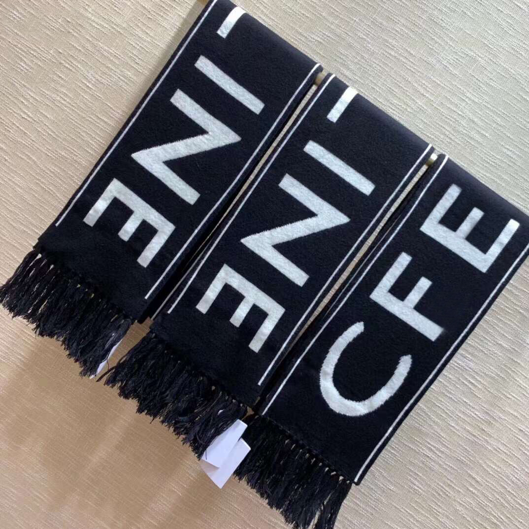 Popular fashion brand women's high quality CE scarf women's scarf autumn winter warm scarf shawl multi-functional
Popular fashion brand women's high quality CE scarf women's scarf autumn winter warm scarf shawl multi-functional