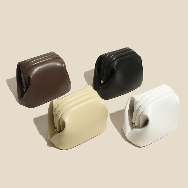 Evening Bags 2023 Fashion Luxury Design Wide Strap Shoulder Bag Mini Women Handbag Trend Steamed Bun Cowhide Clip Messenger Waist, Black
Evening Bags 2023 Fashion Luxury Design Wide Strap Shoulder Bag Mini Women Handbag Trend Steamed Bun Cowhide Clip Messenger Waist, Black