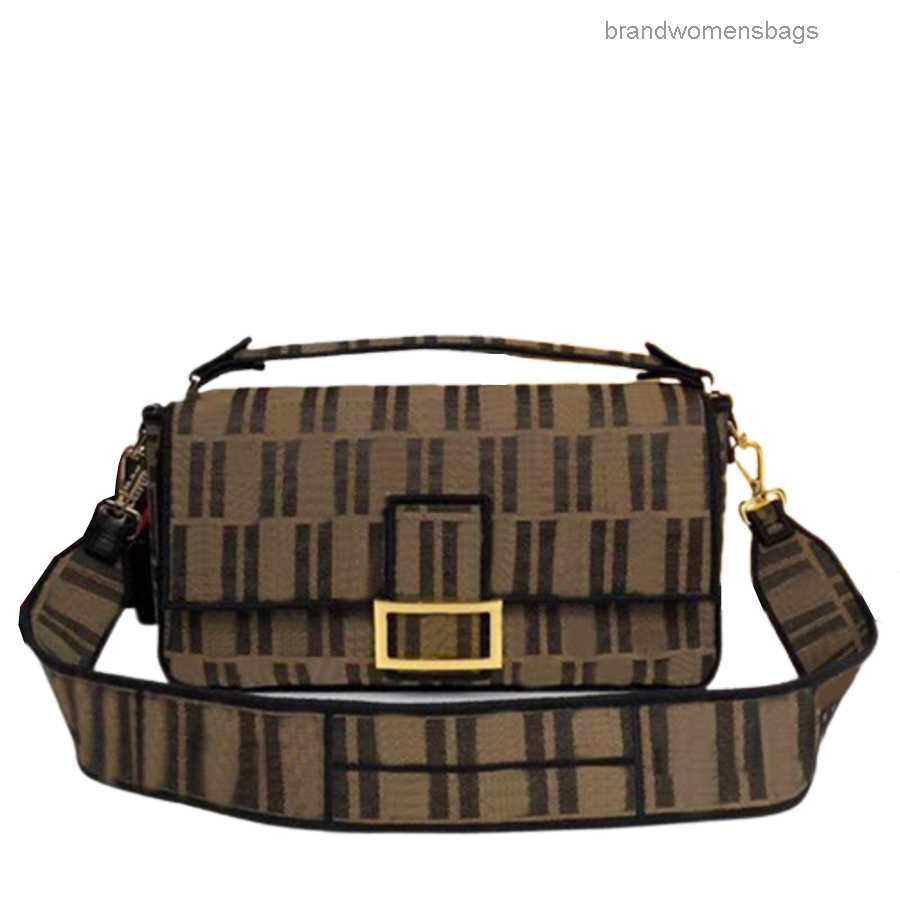 designer evening bags cosmetic bags french bag crossbag gold chain handbag womens handbags F3310002 brandwomensbags, Small 18cm
designer evening bags cosmetic bags french bag crossbag gold chain handbag womens handbags F3310002 brandwomensbags, Small 18cm
