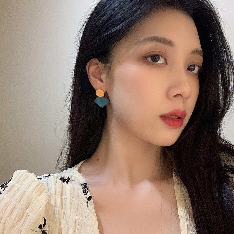 Backs Earrings Retro Color Contrast Clip On Geometric Without Pierced Ear Clips
Backs Earrings Retro Color Contrast Clip On Geometric Without Pierced Ear Clips