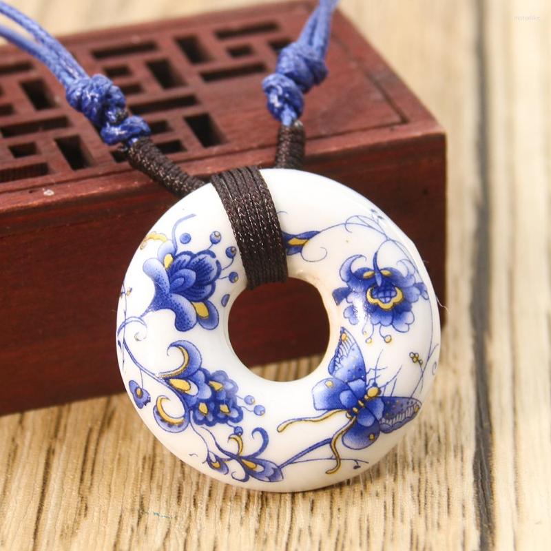 Pendant Necklaces Blue And White Porcelain Ceramic Necklace Butterfly Flower Lucky Charms Handmade Vintage Ethnic Jewelry For Women Gifts
Pendant Necklaces Blue And White Porcelain Ceramic Necklace Butterfly Flower Lucky Charms Handmade Vintage Ethnic Jewelry For Women Gifts