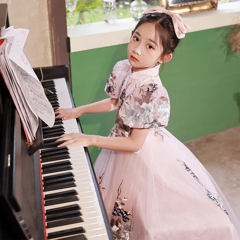 Ethnic Clothing Girls Pink Floral Embroidery A-line Tulle Wedding Party Dress Elegant Princess Prom Ball Gown Vestidos
Ethnic Clothing Girls Pink Floral Embroidery A-line Tulle Wedding Party Dress Elegant Princess Prom Ball Gown Vestidos