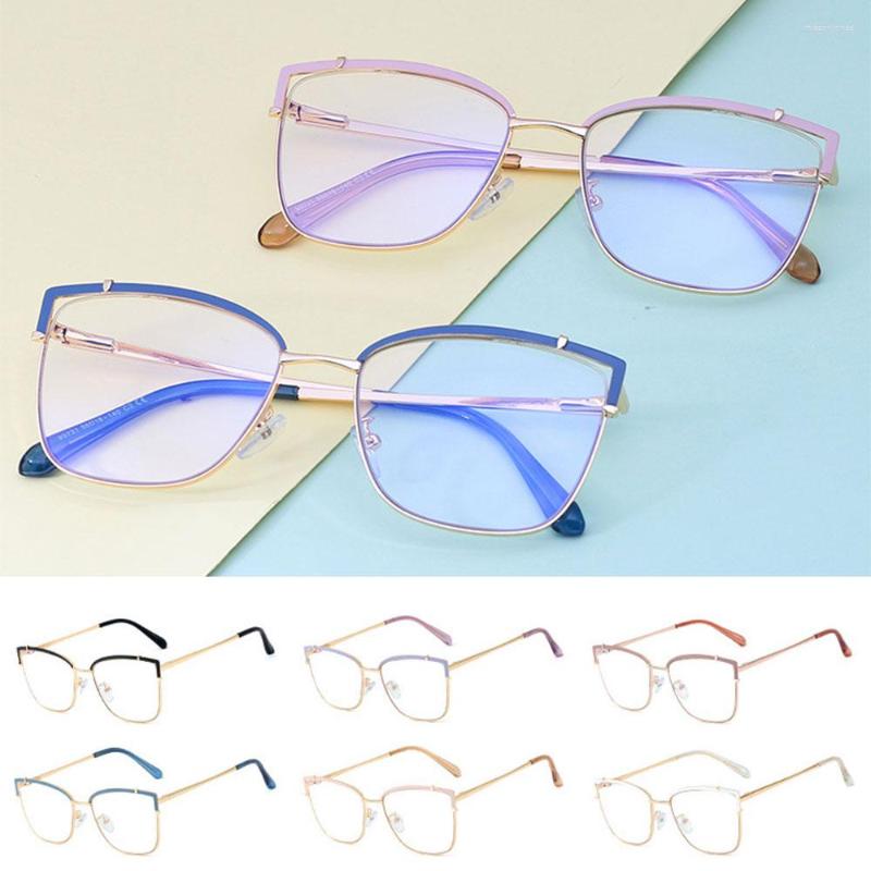 Sunglasses Anti-Blue Light Glasses Square Thin Frame Flat Lens Eyeglasses For Adults Functional Eye Wearing Dual Color Stylish HSJ88
Sunglasses Anti-Blue Light Glasses Square Thin Frame Flat Lens Eyeglasses For Adults Functional Eye Wearing Dual Color Stylish HSJ88