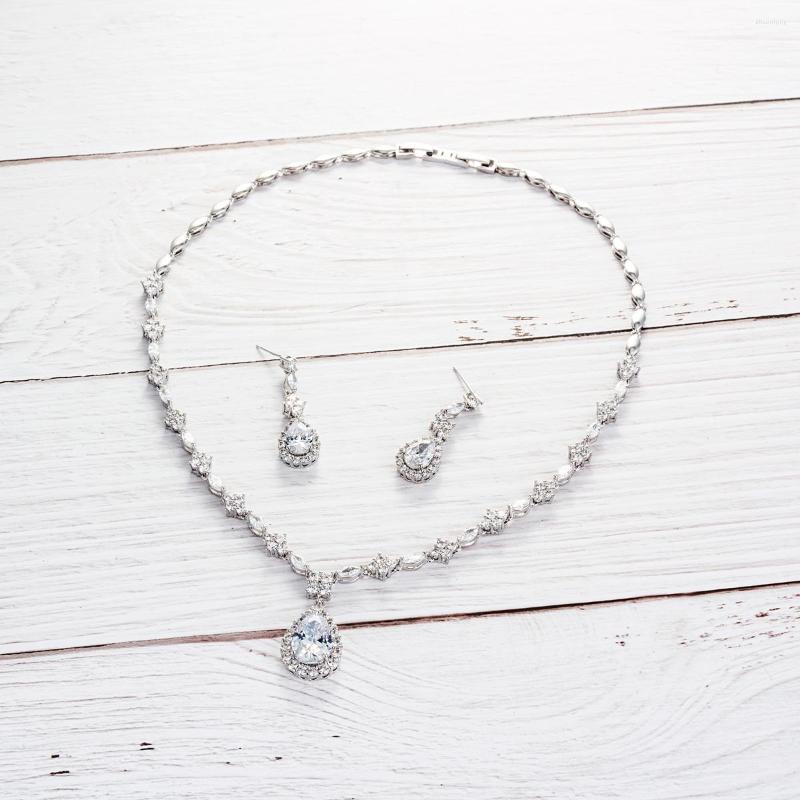 Necklace Earrings Set Classic Full Cubic Zirconia Bride Wedding Flowers Earring Top Quality Women Prom Party CN10178, Picture shown
Necklace Earrings Set Classic Full Cubic Zirconia Bride Wedding Flowers Earring Top Quality Women Prom Party CN10178, Picture shown