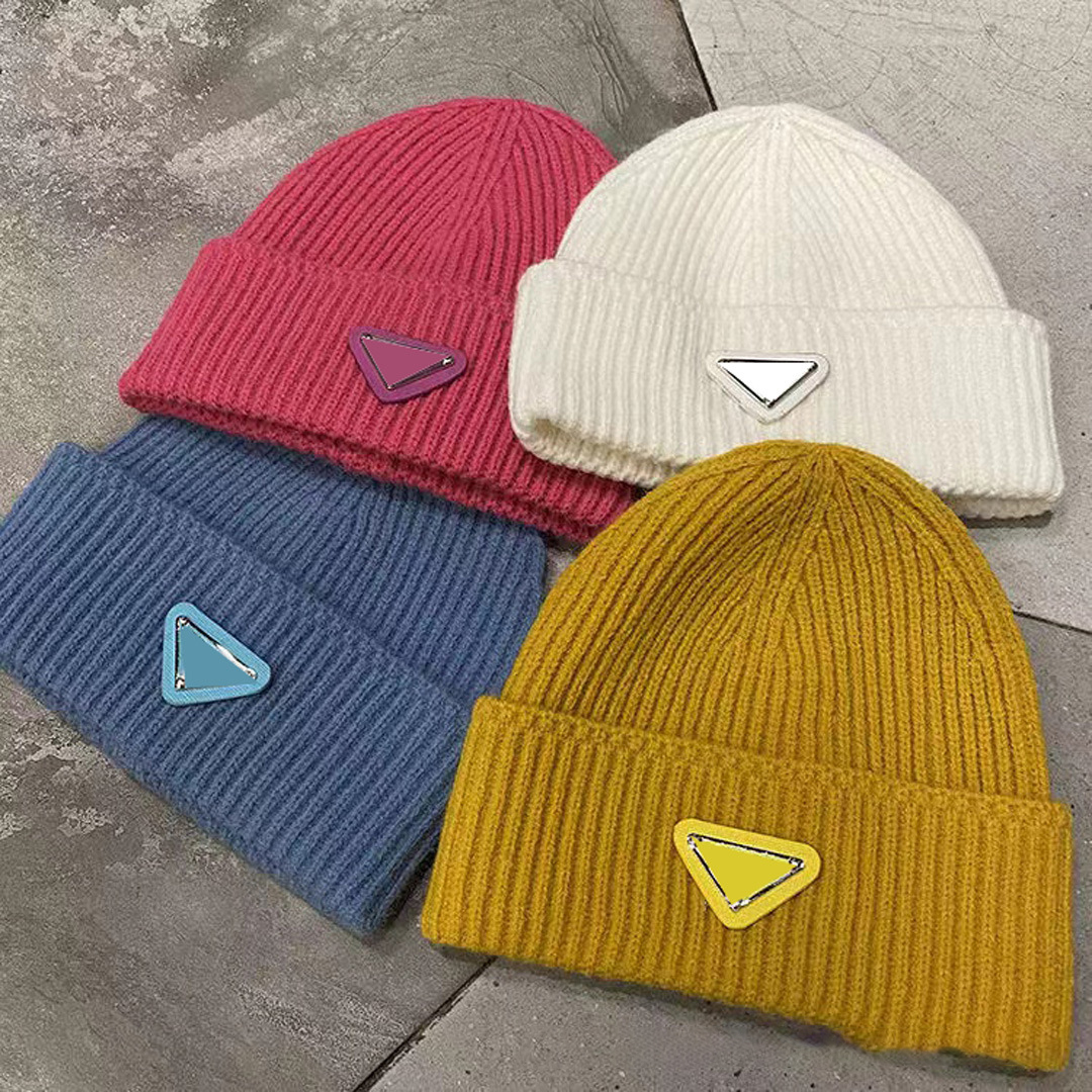 Mens designer beanie hat winter hat solid color letter outdoor woman beanies bonnet man head warm wool knitted skull cap trucker fitted bucket hats 18 colors, C1
Mens designer beanie hat winter hat solid color letter outdoor woman beanies bonnet man head warm wool knitted skull cap trucker fitted bucket hats 18 colors, C1