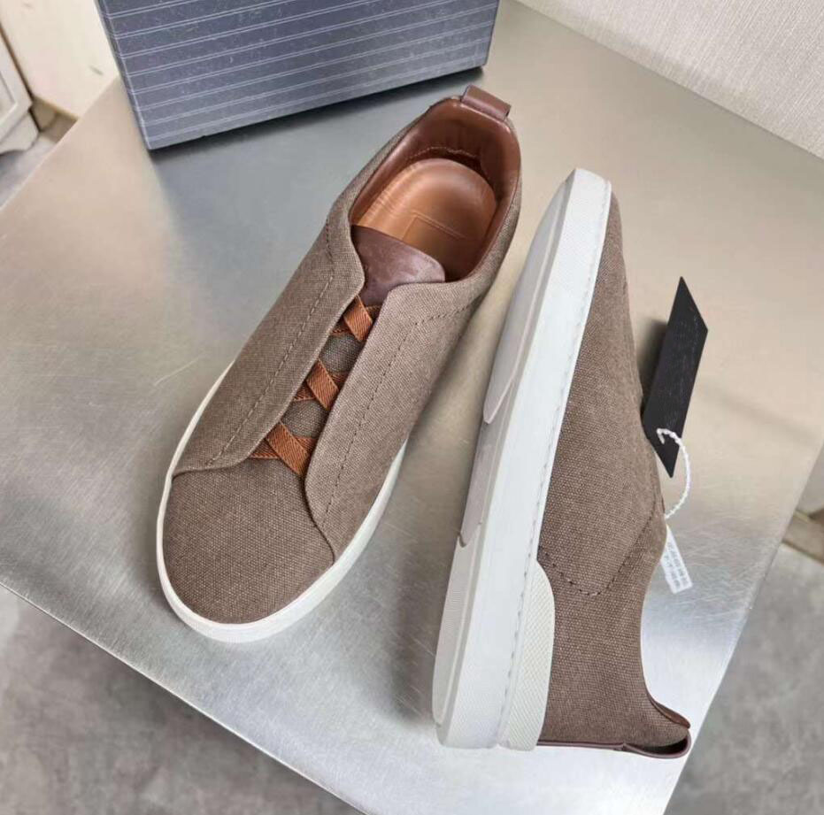 men Flats Loafers Triple Stitch Sneakers Sports Shoe Triple-crossed Elastics Rubber Sole Man Runner Sporty Lightweight & flexible Casual Walking eu38-45, 22
men Flats Loafers Triple Stitch Sneakers Sports Shoe Triple-crossed Elastics Rubber Sole Man Runner Sporty Lightweight & flexible Casual Walking eu38-45, 22
