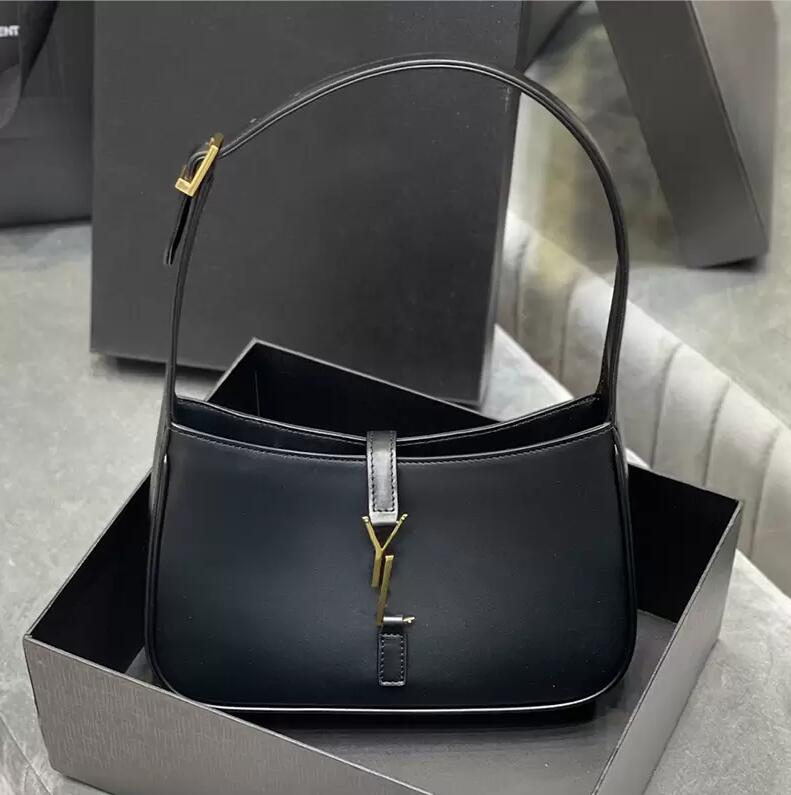 Top-quality Armpit Bags Classic Leather Designer Handbags for Ladies Shoulder Bags Baguette Multi-Color Fashion Tote bag wholesale Shoulder, 2#
Top-quality Armpit Bags Classic Leather Designer Handbags for Ladies Shoulder Bags Baguette Multi-Color Fashion Tote bag wholesale Shoulder, 2#