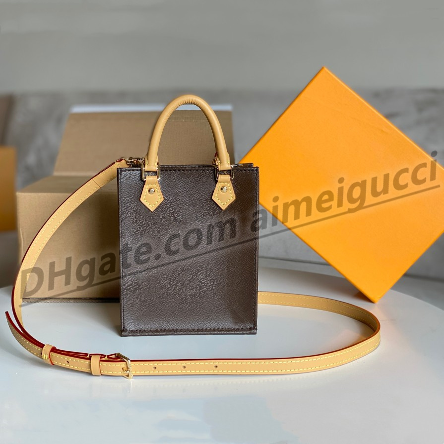 Denim Portable Small Square Bag Trendy Simple Shoulder Diagonal Womens Fashion Shopping Handbag Designed Buckle Canvas Totes Bags, Beige
Denim Portable Small Square Bag Trendy Simple Shoulder Diagonal Womens Fashion Shopping Handbag Designed Buckle Canvas Totes Bags, Beige