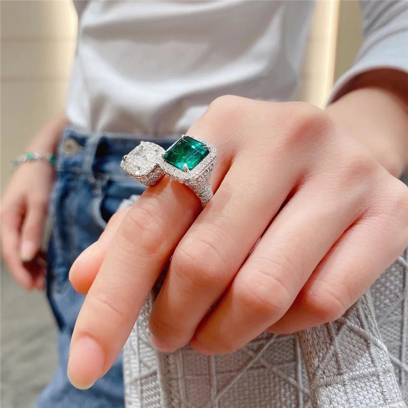 2023 Ins Top Sell Wedding Rings Sparkling Luxury Jewelry 925 Sterling Silver Princess Cut Emerald Party CZ Diamond Promise Women Adjustable Open Ring 