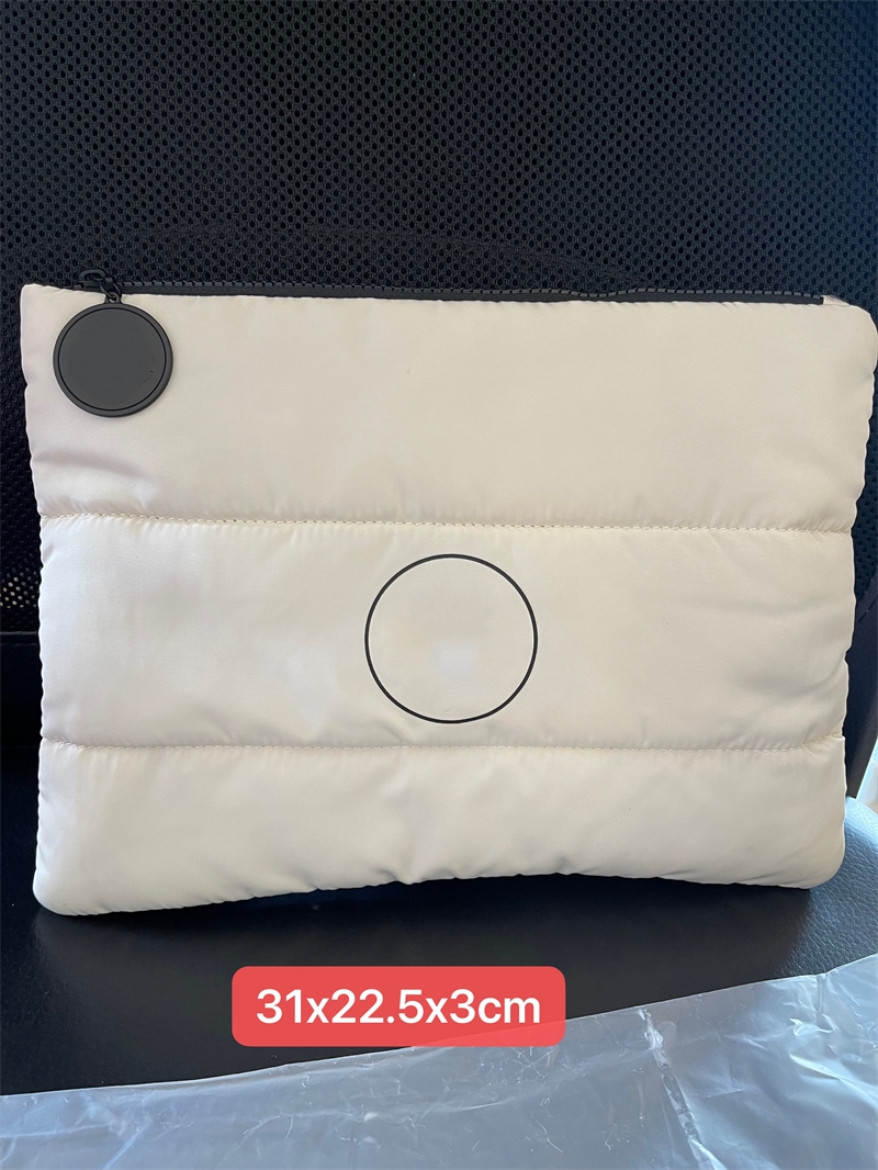 New down texture zipper A4 file storage bag touch screen computer protection bag cosmetic storage
New down texture zipper A4 file storage bag touch screen computer protection bag cosmetic storage