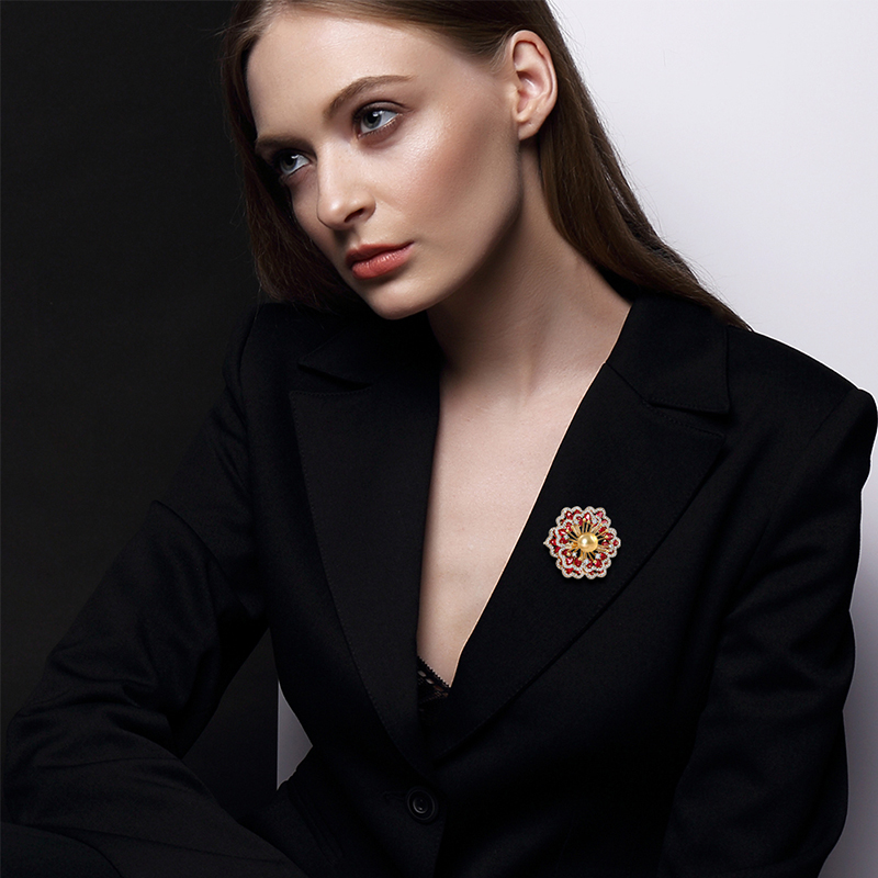 Classic Gold Pearl Brooch Double Layer Green Red Flower Brooches for Women Fashion Zircon Corsage Pin Clothing Jewelry