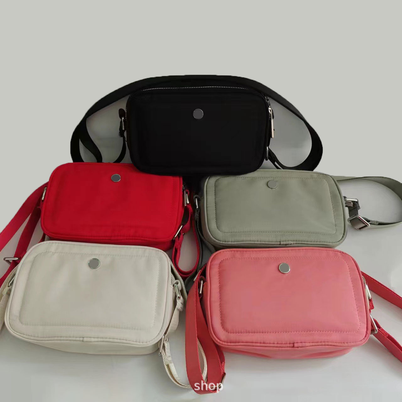 LL Outdoor Crossbody Camera Bag Women Mini Crossbody Bags Adjustable Strap Double Layer Zip Camera-Bags 2L, Grey
LL Outdoor Crossbody Camera Bag Women Mini Crossbody Bags Adjustable Strap Double Layer Zip Camera-Bags 2L, Grey