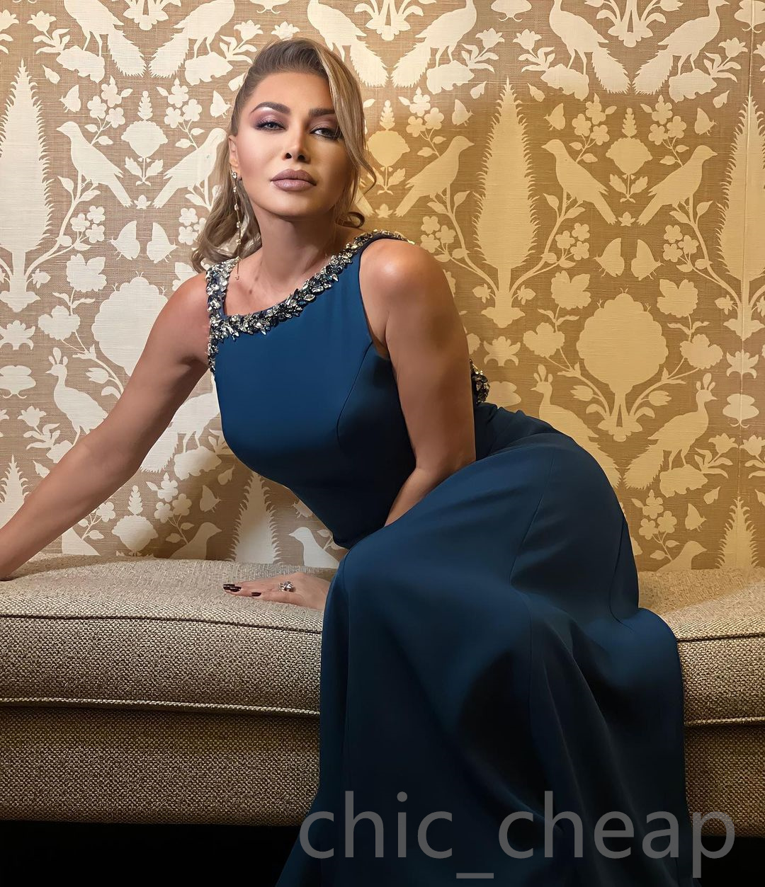 Aso 2023 Arabic Ebi Navy Blue Prom Dresses Beaded Crystals Sheath Evening Formal Party Second Reception Birthday Engagement Gowns Dress ZJ603