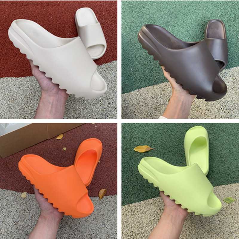 Designer Slippers Onyx Pure Resin Men Woman slider Vermillion Mineral Blue Sandals Slide Slipper Foam Ochre RUNR Bone Clog Desert Sand, Soot
Designer Slippers Onyx Pure Resin Men Woman slider Vermillion Mineral Blue Sandals Slide Slipper Foam Ochre RUNR Bone Clog Desert Sand, Soot