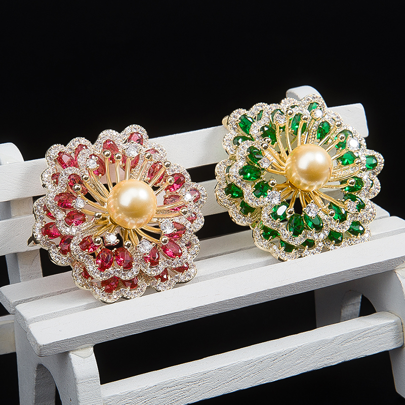 Classic Gold Pearl Brooch Double Layer Green Red Flower Brooches for Women Fashion Zircon Corsage Pin Clothing Jewelry