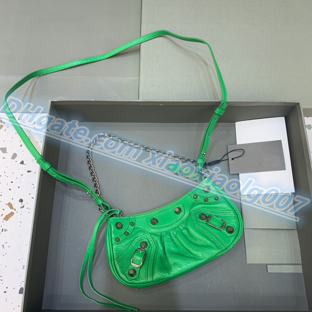 High Luxury genuine motorcycle bag women luxury fashion shoulder cool girl crossover Pink Mini wax black silver red white bags women's handbag purse
High Luxury genuine motorcycle bag women luxury fashion shoulder cool girl crossover Pink Mini wax black silver red white bags women's handbag purse