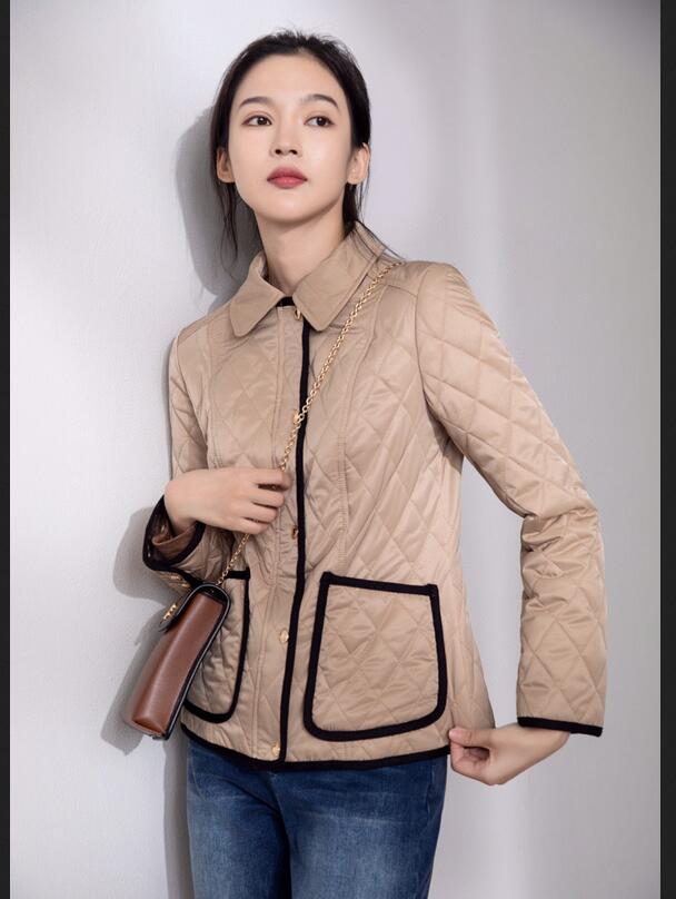 new design 2023 women fashion cotton padded jacket short style coat with pocket DM614F260 size S-XXXL, Black
new design 2023 women fashion cotton padded jacket short style coat with pocket DM614F260 size S-XXXL, Black