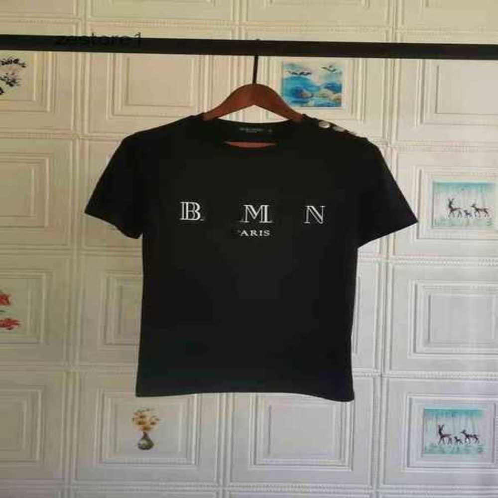 2022 t Shirt Summer Short Sleeves for Men Women Designer Tshirts Printed Tops Casual Tshirt Woman Outdoor Man Tees Crew Neck Clothes Asian Gc8c, Yellow black gold button
2022 t Shirt Summer Short Sleeves for Men Women Designer Tshirts Printed Tops Casual Tshirt Woman Outdoor Man Tees Crew Neck Clothes Asian Gc8c, Yellow black gold button