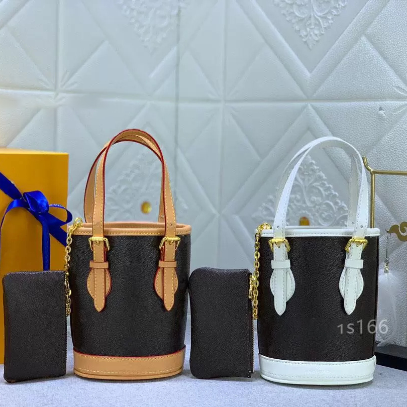 M81489 M81724 Classic Bag 2pcs Set Bags Autumn Winter Garden Floral Cross Body Women Designer Shopping Golden Handbag Brand Luxurys Womens Wallet
M81489 M81724 Classic Bag 2pcs Set Bags Autumn Winter Garden Floral Cross Body Women Designer Shopping Golden Handbag Brand Luxurys Womens Wallet