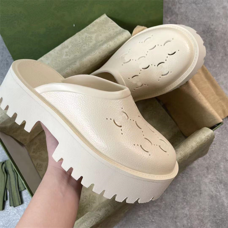 Designer Perforated Slipper Men Women Sandals Luxury Platform Slide Hollow Pattern Slippers Transparent Materials Sandal Rubber Flats Slipper With Box
