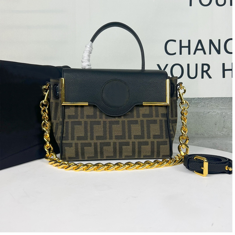 Handbag Designer Shoulder Clutch Combo Embossed Fashion Alligator chain Luxury Ladies Messenger Bag kkk, 1(35 x23 x14)
Handbag Designer Shoulder Clutch Combo Embossed Fashion Alligator chain Luxury Ladies Messenger Bag kkk, 1(35 x23 x14)