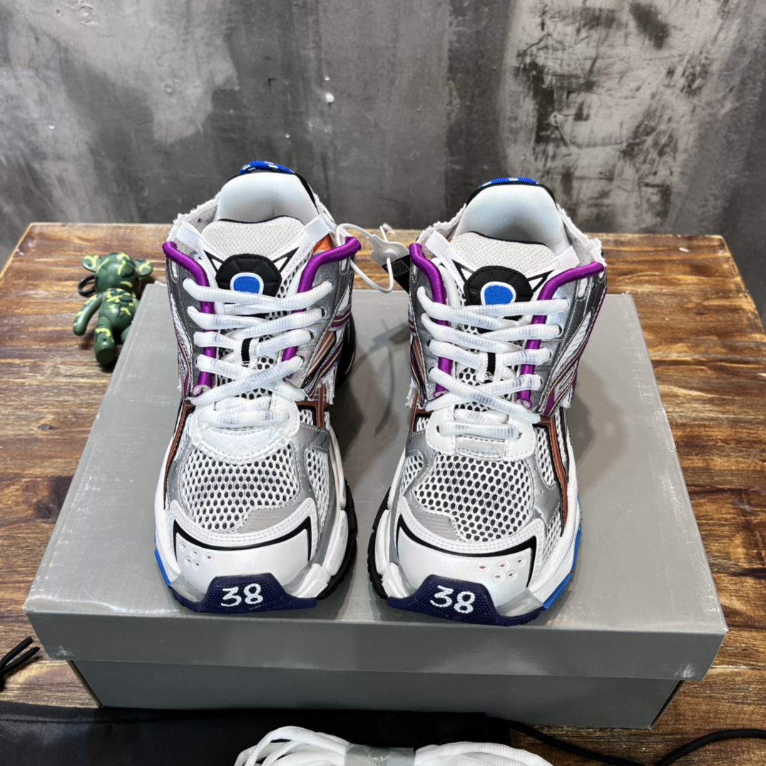 Triple S 7.0 Runner Sneaker Shoes Designer Hottest Tracks 7 Tess Gomma Paris Speed Platform Fashion Outdoor Sports Sneakers Size 36-46, Color 12
Triple S 7.0 Runner Sneaker Shoes Designer Hottest Tracks 7 Tess Gomma Paris Speed Platform Fashion Outdoor Sports Sneakers Size 36-46, Color 12