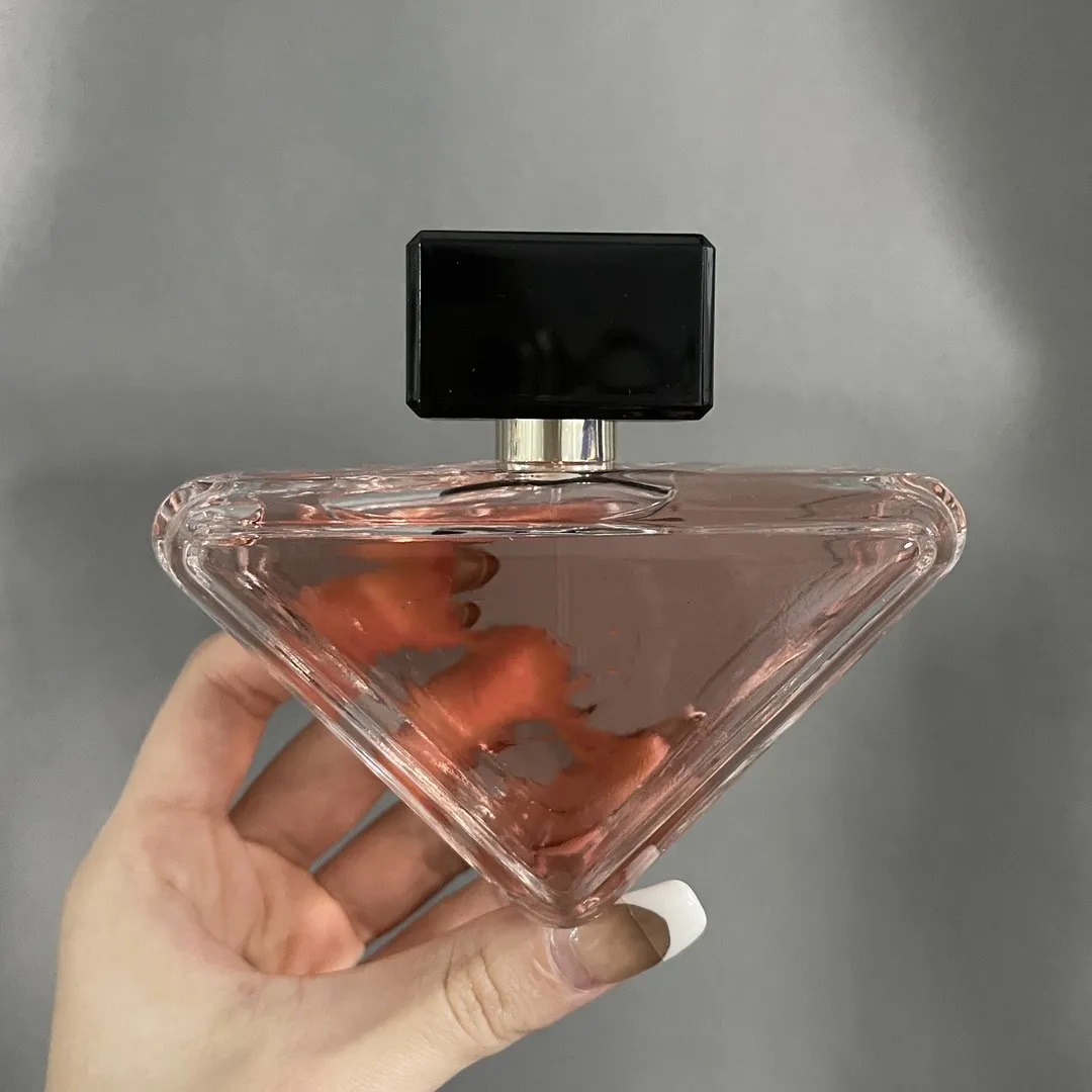 Women Fragrance 90ml Milano Perfume 3fl.oz Eau De Parfum Long Lasting Time Good Smell EDP Rechargeable Refillable Spray Woman Perfumes Cologne Body Mist Fast Ship
Women Fragrance 90ml Milano Perfume 3fl.oz Eau De Parfum Long Lasting Time Good Smell EDP Rechargeable Refillable Spray Woman Perfumes Cologne Body Mist Fast Ship
