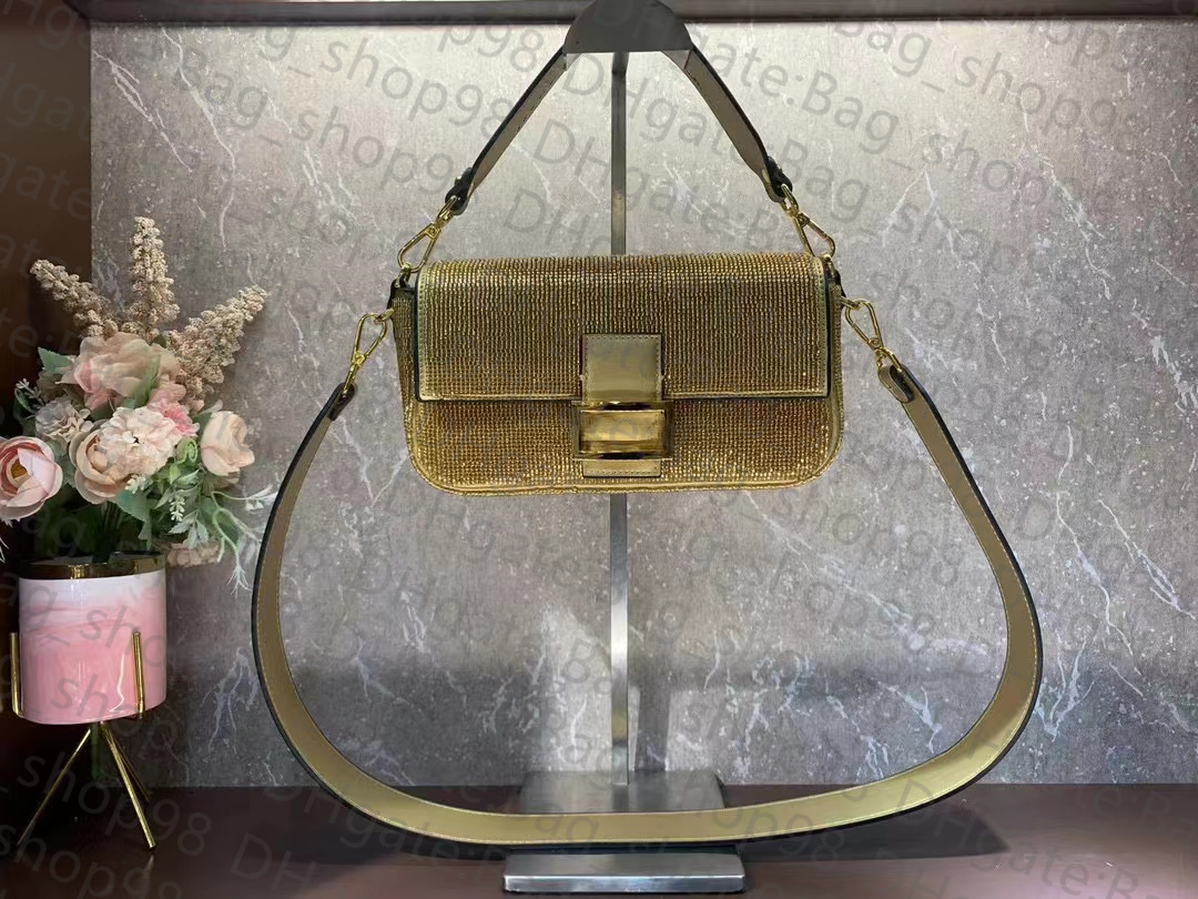 7a Top F Brand French Stick Women Bag Shoulder Bag Large Capacity Flap Set Diamond Beads Fashion Commuter Crossbody, Gold
7a Top F Brand French Stick Women Bag Shoulder Bag Large Capacity Flap Set Diamond Beads Fashion Commuter Crossbody, Gold