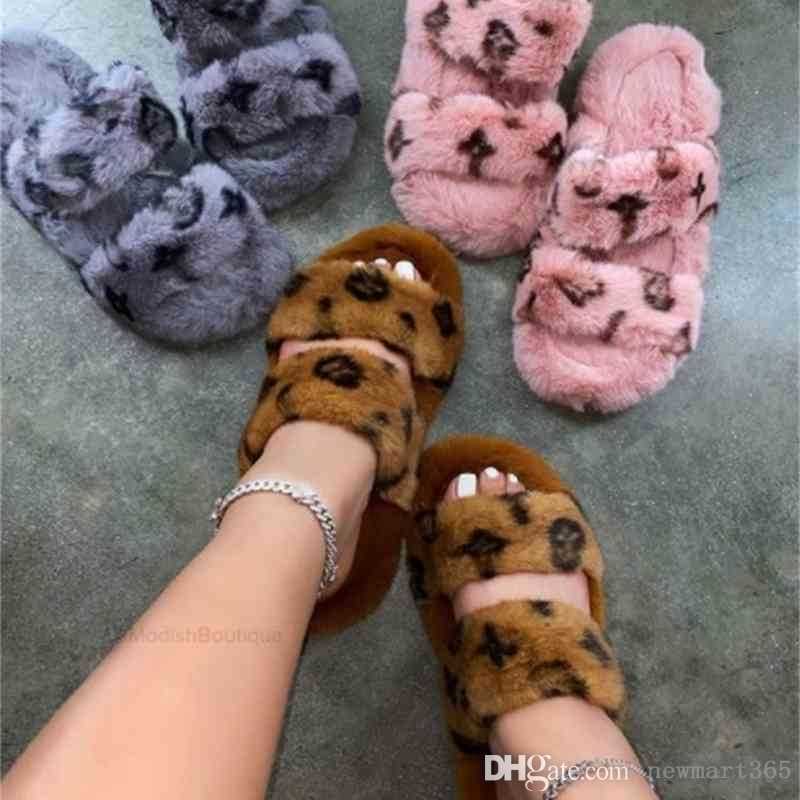Women Plush Slippers Flat Bottomed Round Head Slides Homewear Faux Wool Slippers Sandles Plus Size CN35-43 Ladies Shoes, Gray
Women Plush Slippers Flat Bottomed Round Head Slides Homewear Faux Wool Slippers Sandles Plus Size CN35-43 Ladies Shoes, Gray