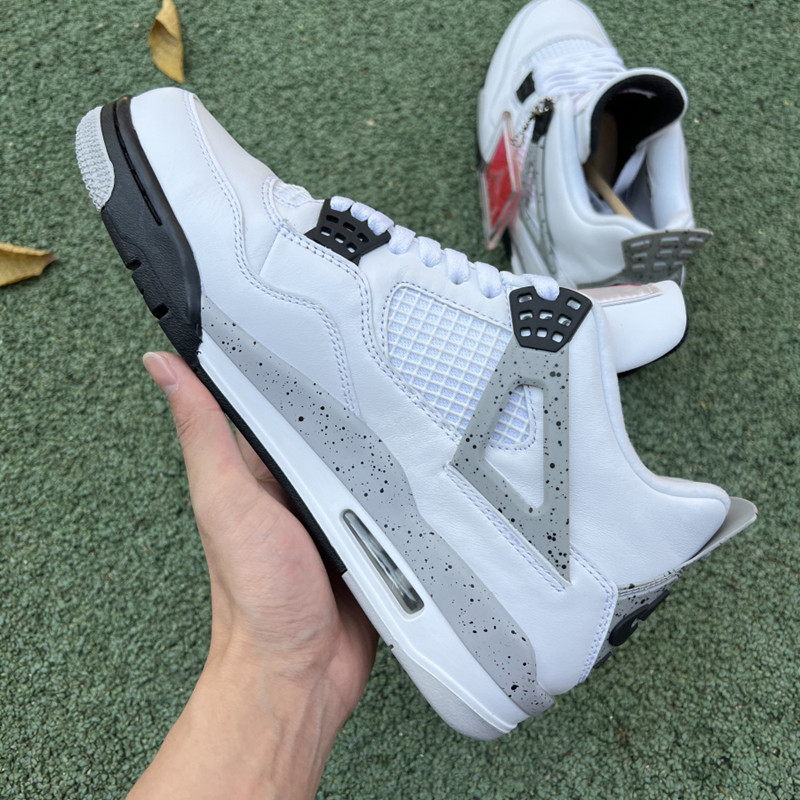 Jumpman 4s White Cement Basketball Shoes Mens Classic 4 White Tech Grey/Black/Fire Red Men Women Sports Sneakers Original Quality With box Size 40-47.5
Jumpman 4s White Cement Basketball Shoes Mens Classic 4 White Tech Grey/Black/Fire Red Men Women Sports Sneakers Original Quality With box Size 40-47.5