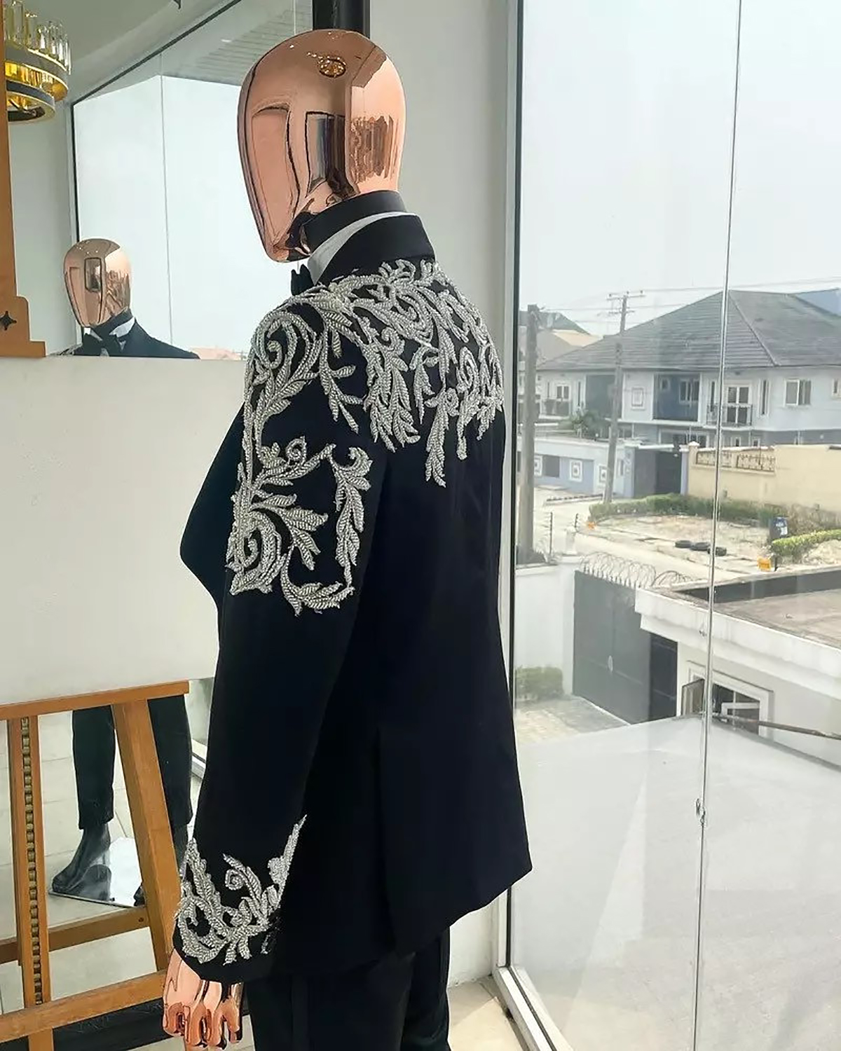 One Piece Wedding Tuxedos Men Suits Applicants Modern Formal One Button Customized Fit Notched Lapel Pockets Bridegroom Three Packets