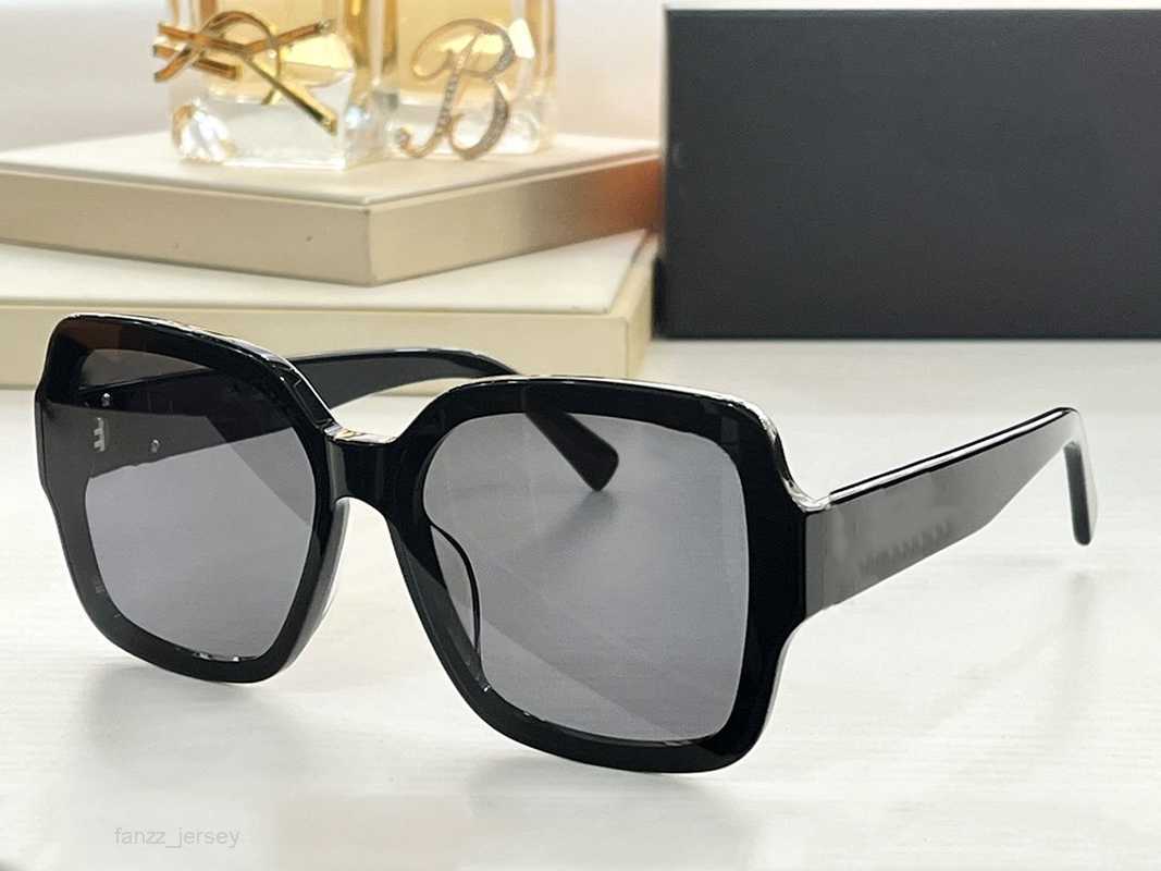 New Men and Women Designer Sunglasses Summer 9192 UV Protection UV400 Premium Acetate Fiberglass HE Shape Sun Glasses with Boxes 63-14-145mm good
New Men and Women Designer Sunglasses Summer 9192 UV Protection UV400 Premium Acetate Fiberglass HE Shape Sun Glasses with Boxes 63-14-145mm good