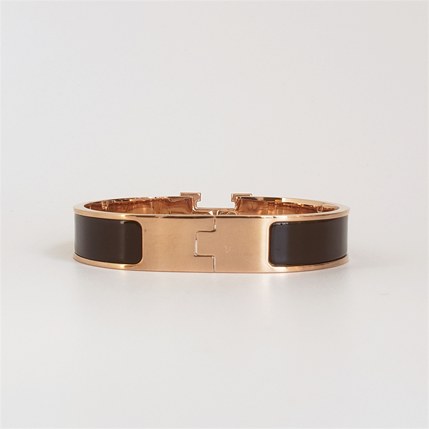 Steel bangle h charm cuff gold bracelets designer for women lover luxury brand fashion bracelets accessories luxurious jewelry party wedding Valentine's Day gifts
Steel bangle h charm cuff gold bracelets designer for women lover luxury brand fashion bracelets accessories luxurious jewelry party wedding Valentine's Day gifts