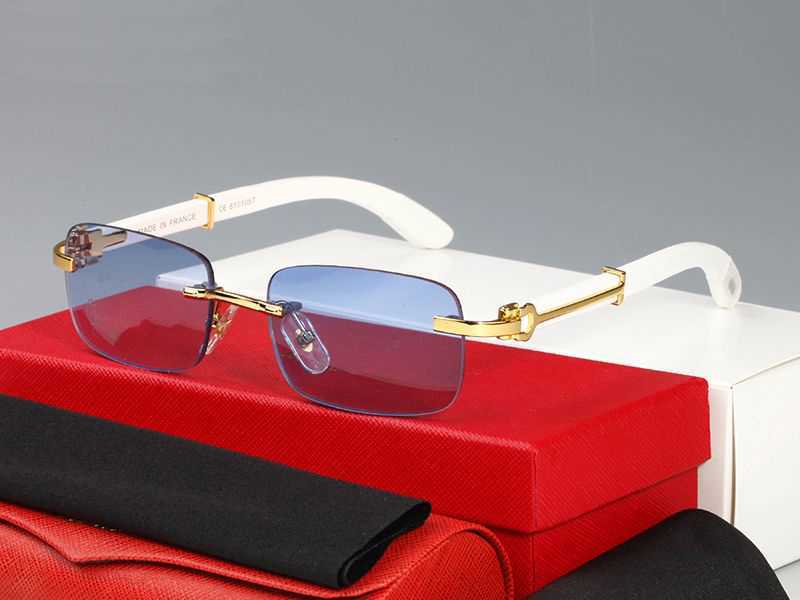 Luxury Designer Sunglasses Women Mens Sunglass Gradient Buffalo Horn Sun glasses Metal hinge Brand Carti Glasses UV Protection Wooden Wrap good
Luxury Designer Sunglasses Women Mens Sunglass Gradient Buffalo Horn Sun glasses Metal hinge Brand Carti Glasses UV Protection Wooden Wrap good