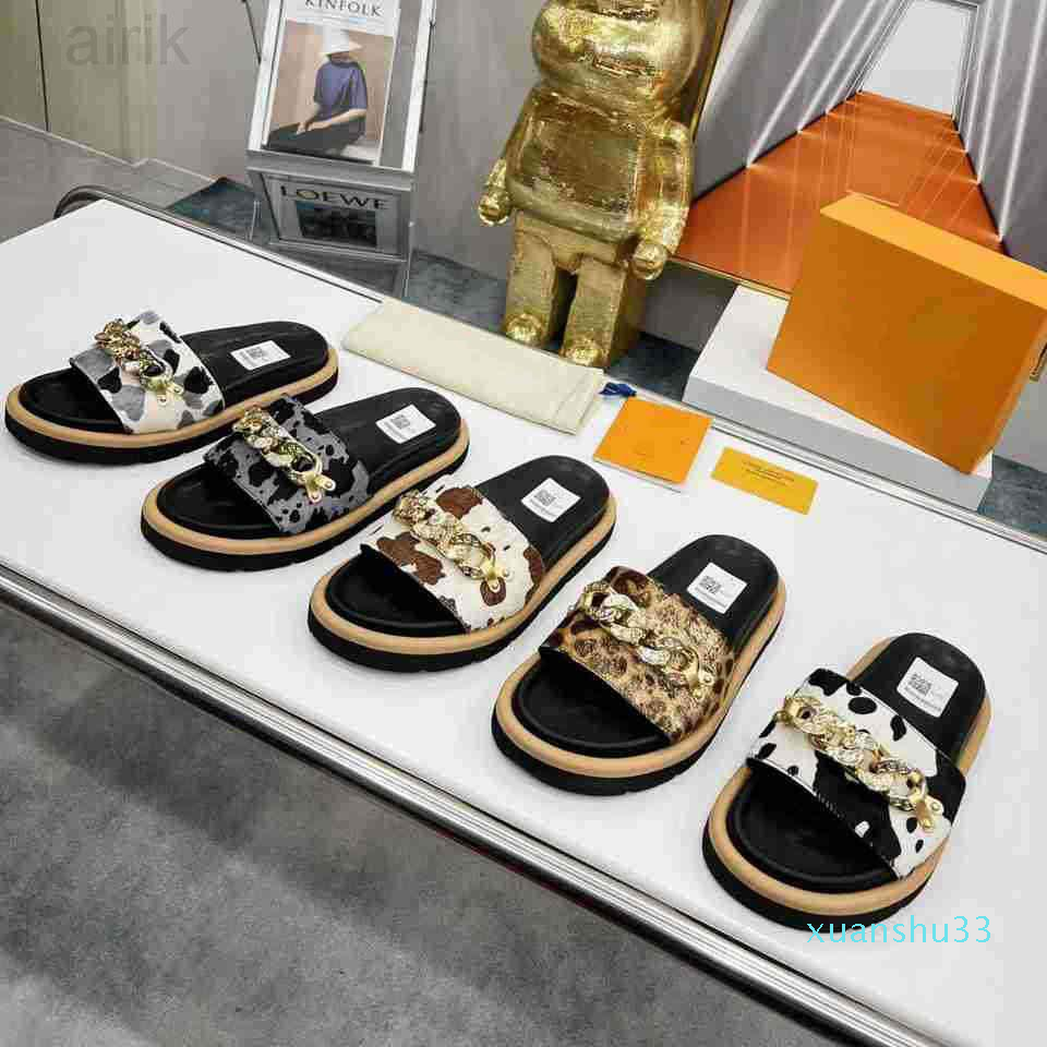 Famous Classic Sandals Fashion Slippers Latest Custom Horsehair Series Men and Women Shoes Beach Home Couples Casual Slippers with box paws
Famous Classic Sandals Fashion Slippers Latest Custom Horsehair Series Men and Women Shoes Beach Home Couples Casual Slippers with box paws