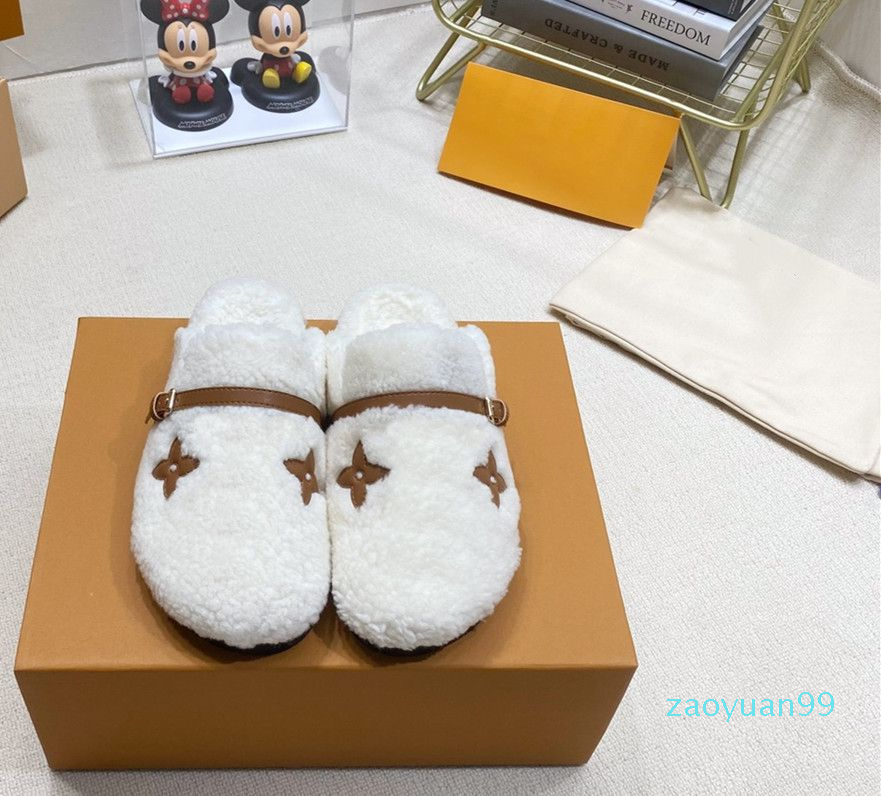 Top-quality Designer Wool Slippers Winter Fur Fluffy Furry Warm Sandal Letters Living Flat Bottom Slipper Comfortable Womens Leisure Indoor Fashion Sandals, Color 5
Top-quality Designer Wool Slippers Winter Fur Fluffy Furry Warm Sandal Letters Living Flat Bottom Slipper Comfortable Womens Leisure Indoor Fashion Sandals, Color 5