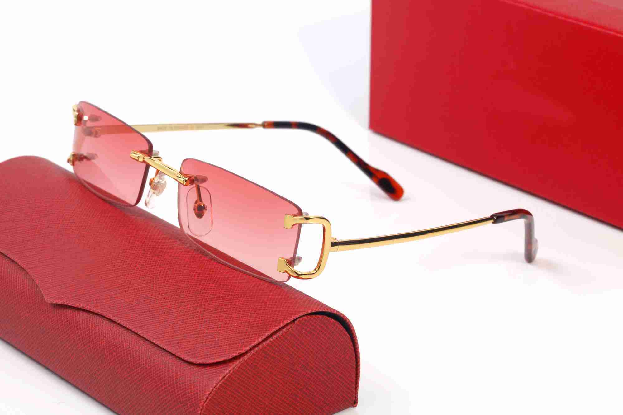 Red Mens Luxury Designer Sunglasses Women Rectangle Carti Oversize Sun Glasses Female Frameless Big Frame Shades Gold Panther Lady Uv400 good
Red Mens Luxury Designer Sunglasses Women Rectangle Carti Oversize Sun Glasses Female Frameless Big Frame Shades Gold Panther Lady Uv400 good
