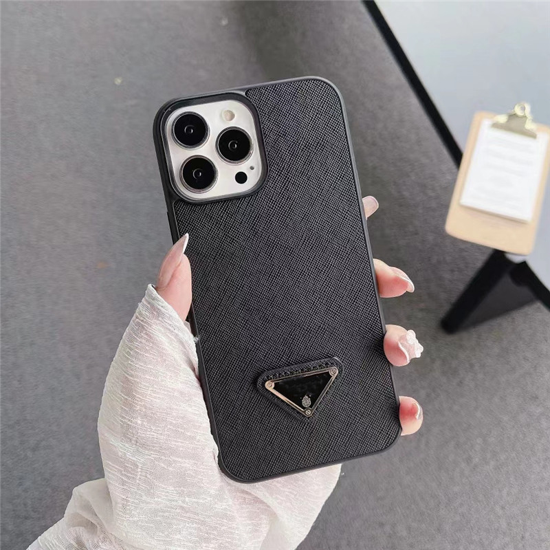 Luxury Designer Phone Case For iPhone 16promax 16plus 15 15pro 14 14plus 14promax 13 13 Pro Max 12pro 12 11 black color Classic Letter Fashion Shockproof shell Case