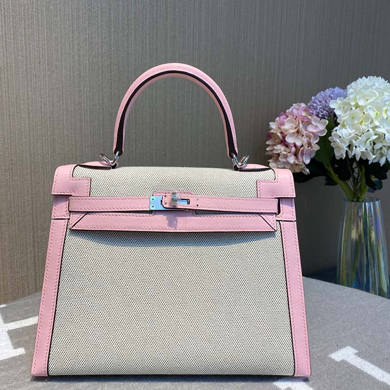 AAAAA Luxurys Designers Bags Handbag Plain Women Handbags Messenger Fashion Shoulder Bag Luxury Crossbody Versatile temperament lady bag Ladies exclusive, Pink
AAAAA Luxurys Designers Bags Handbag Plain Women Handbags Messenger Fashion Shoulder Bag Luxury Crossbody Versatile temperament lady bag Ladies exclusive, Pink