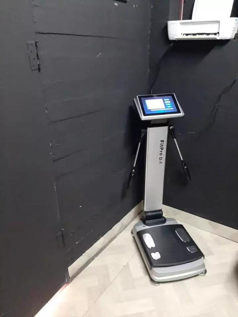 Advanced OEM human smart body Weight Scales bia body composition analyzer fat analysis machine with 8 electrode