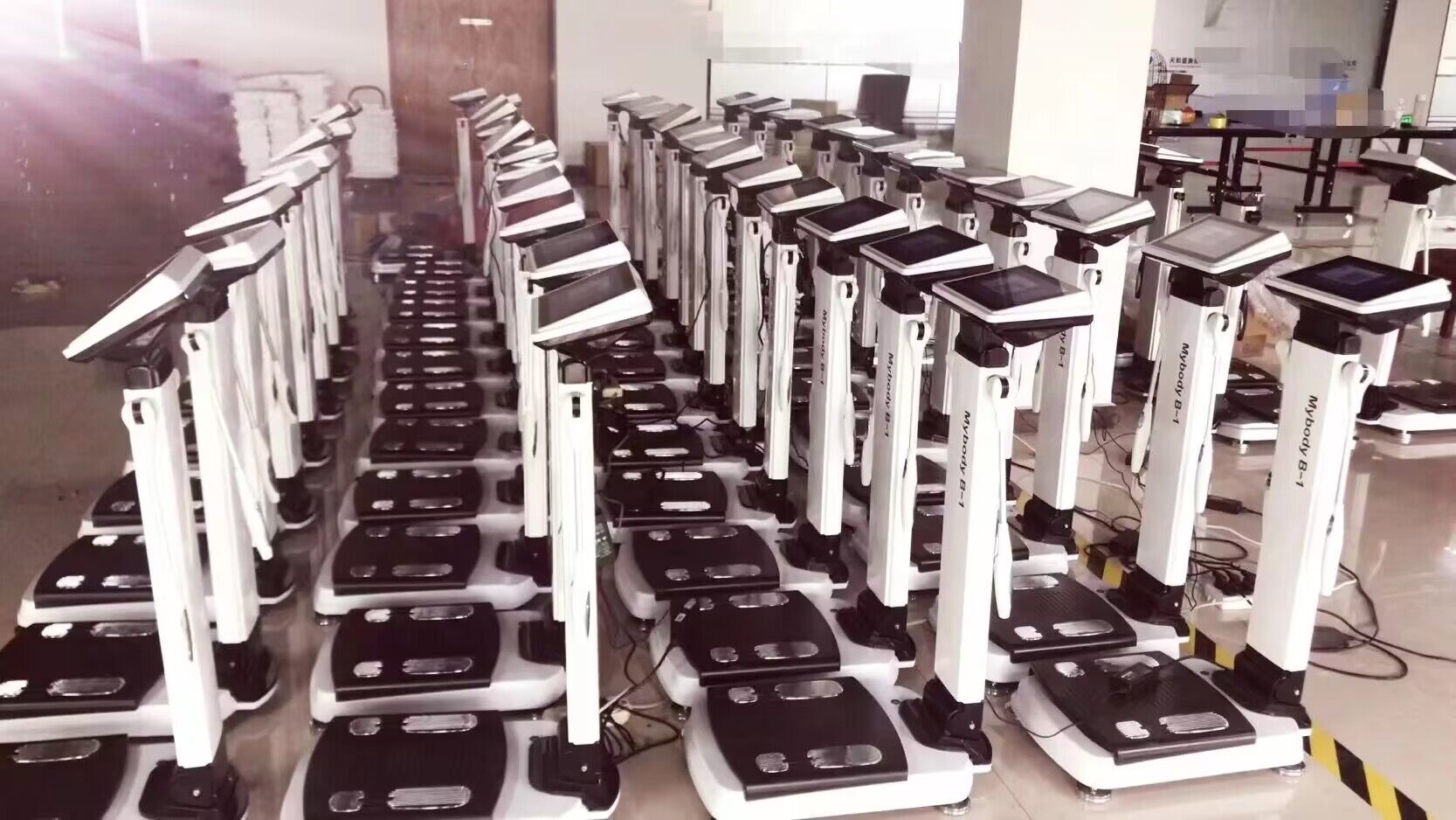 Advanced OEM human smart body Weight Scales bia body composition analyzer fat analysis machine with 8 electrode