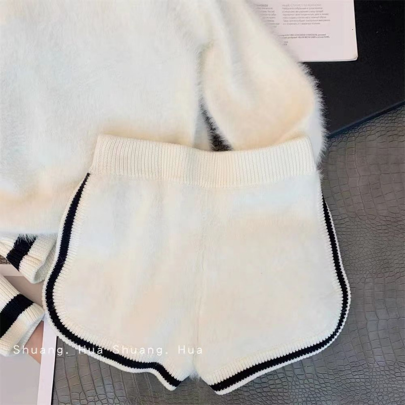 Women's Two Piece Pants Elastic Casual Wide Leg Shorts Letter O Neck Short White Sweater Women Autumn 2 Sets Pullovers Tops Print Striped 230106