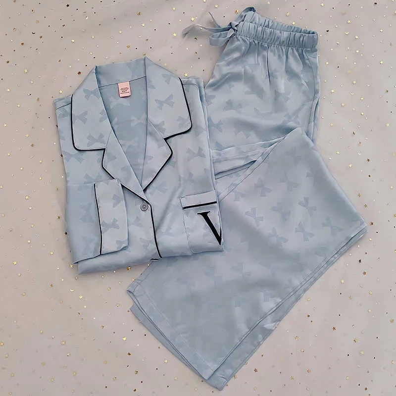 pijama outlet home clothing Silk Pajamas For Women Spring Long-Sleeve Pyjamas Button Pigiama Donna Pjs Mujer Pijama Sleepwear VS Nightwear 1205
pijama outlet home clothing Silk Pajamas For Women Spring Long-Sleeve Pyjamas Button Pigiama Donna Pjs Mujer Pijama Sleepwear VS Nightwear 1205