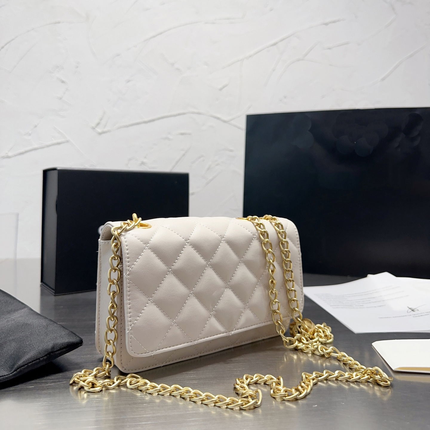 CC Bag Shoulder Luxries Bags Women Bag Classic Cross-Bag Fashion Shoulder-bags Woman Adjustable Chain Strap Flap XZV5, Grey
CC Bag Shoulder Luxries Bags Women Bag Classic Cross-Bag Fashion Shoulder-bags Woman Adjustable Chain Strap Flap XZV5, Grey