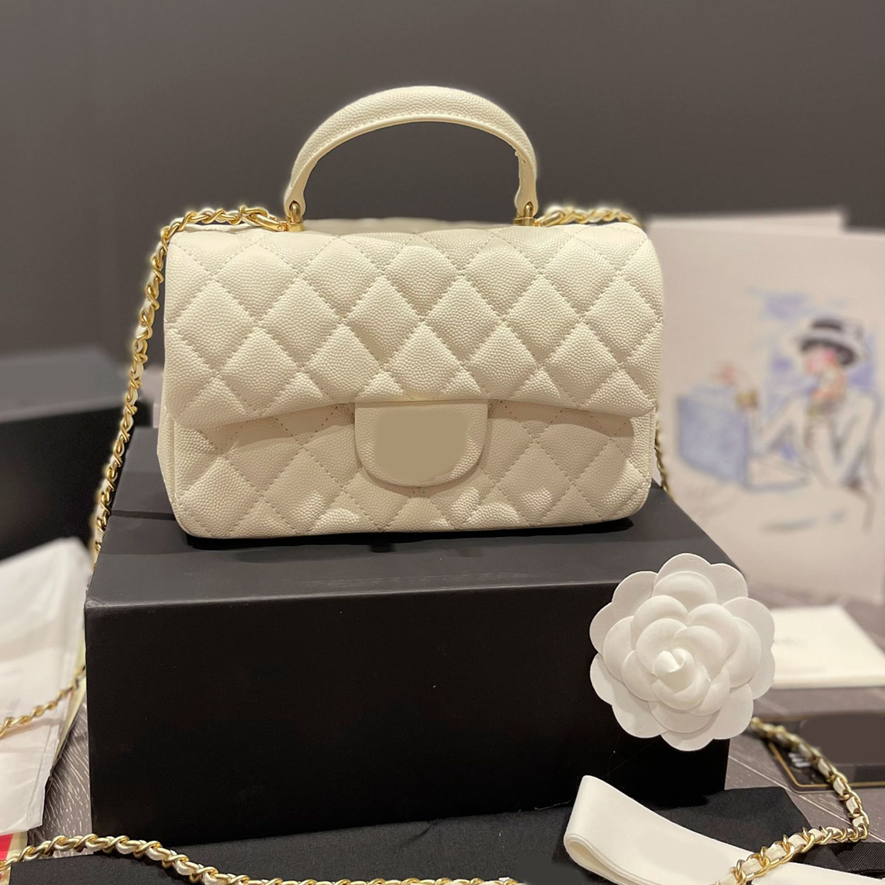 Flap bag chains Bags 2022 Women handbag uxurys designers Quality Ladies Fashion handbags mother shoulder Bags cossbody brand wallet Nylon purse, Picture-color with logo
Flap bag chains Bags 2022 Women handbag uxurys designers Quality Ladies Fashion handbags mother shoulder Bags cossbody brand wallet Nylon purse, Picture-color with logo