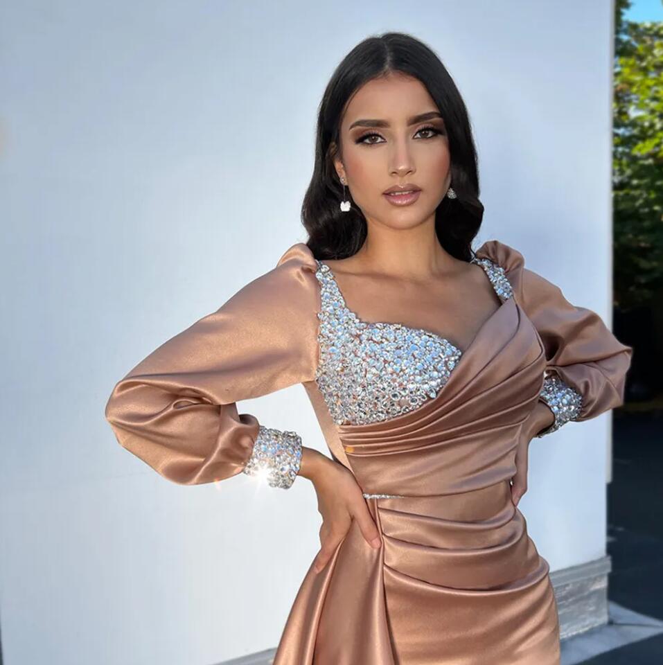 Crystal Top Mermaid Prom Dresses Sweetheart Long Sleeve Formal Gown with Detachable Train Ruched Satin Evening Dress For Arabic Dubai Females