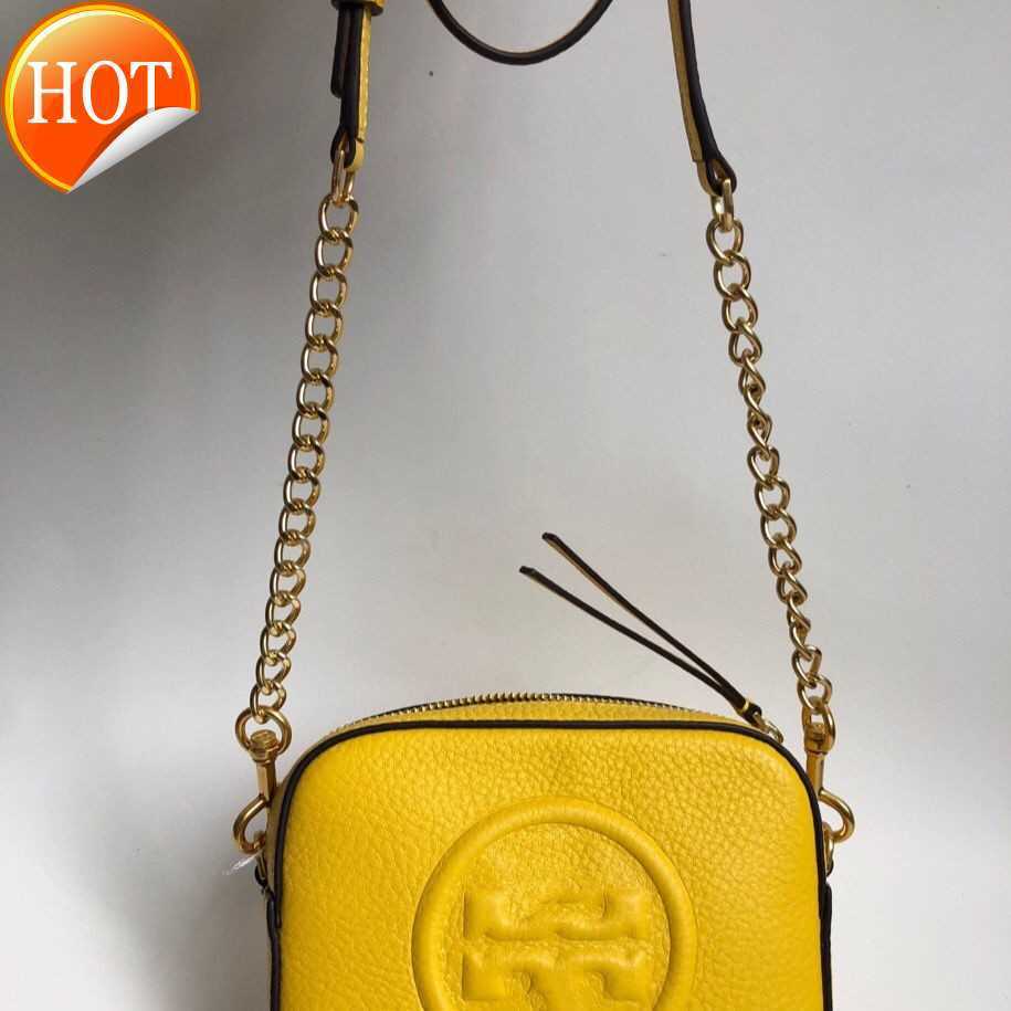 Uxury Designer Shoulder Bags Cross-body Bag Handbags Tote 2023 New Women's Texture Cowhide Gold Chain Shoulder Strap Camera Bag Gift Box Factory Direct Sales, Black
Uxury Designer Shoulder Bags Cross-body Bag Handbags Tote 2023 New Women's Texture Cowhide Gold Chain Shoulder Strap Camera Bag Gift Box Factory Direct Sales, Black