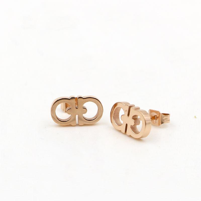 Free shipping Fashion Letters Stud Earrings for Women Stainless Steel OL Korean Designer Ear Rings Earings Earring Party Jewelry Gift Wholesale