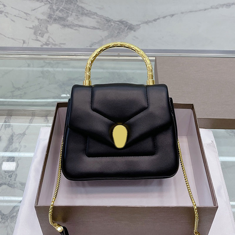 Snakehead Crossbody Bag Chain Flap Handbags Purse Genuine Leather Inside Fashion Letters Gold Hardware Multiple Colors Wallets
Snakehead Crossbody Bag Chain Flap Handbags Purse Genuine Leather Inside Fashion Letters Gold Hardware Multiple Colors Wallets